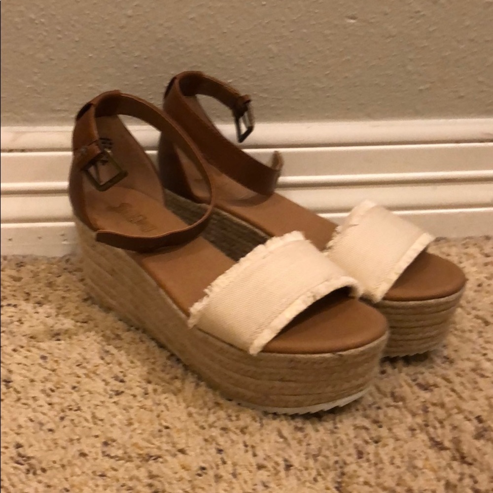 Brash Platforms/wedges